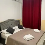 Roma Appartamento 公寓 *